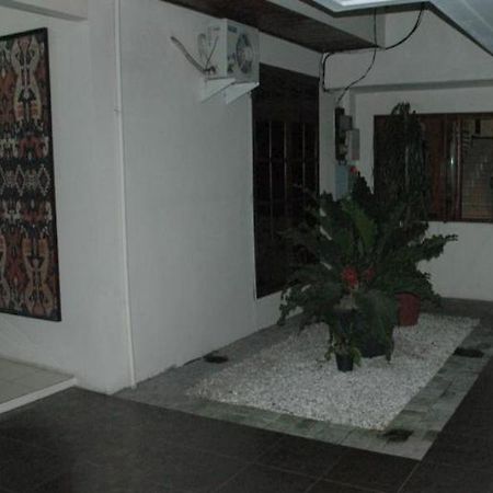 Hotel Bontocinde Makassar Exterior foto